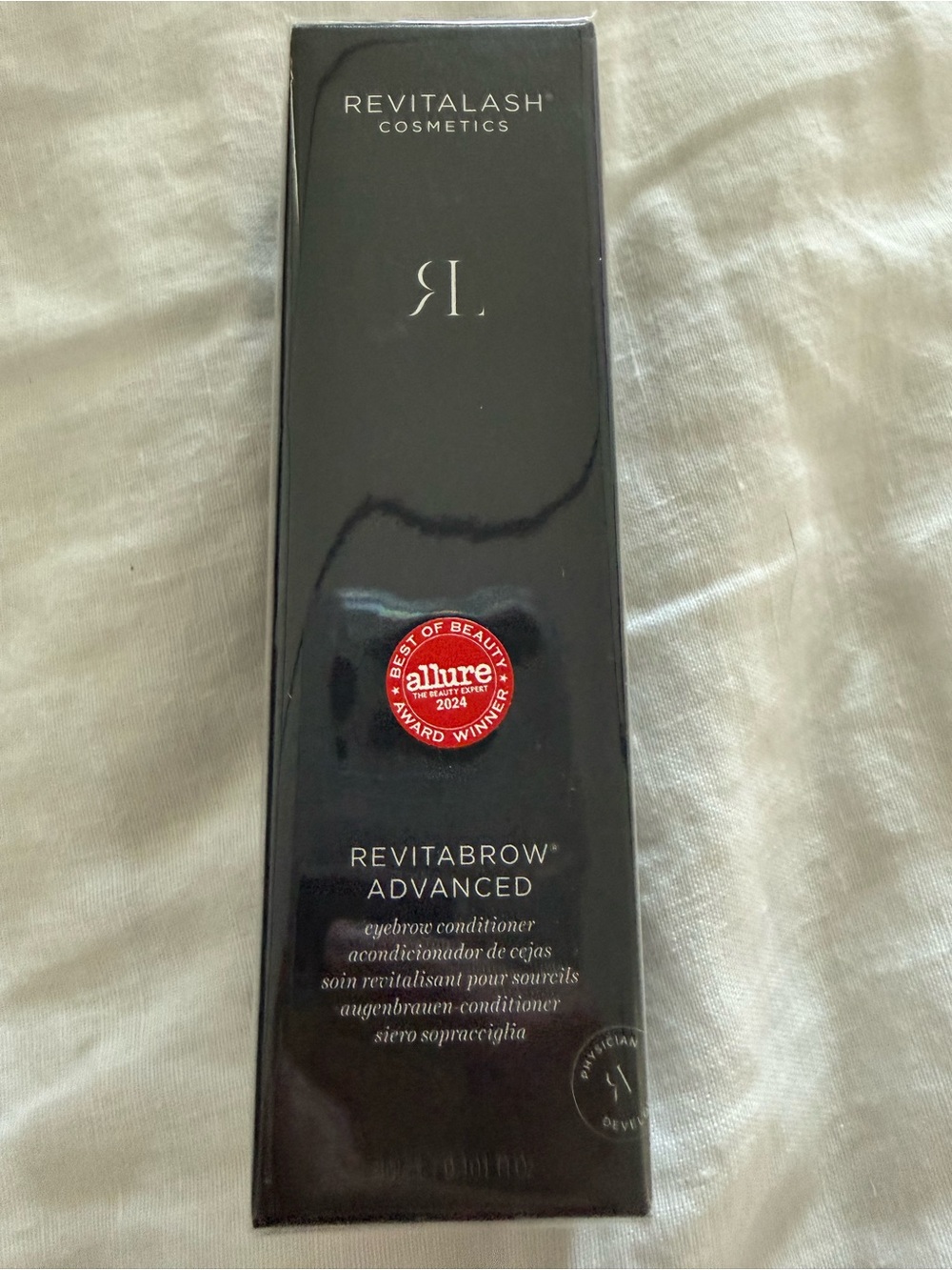 RevitaBrow Advanced Eyebrow Conditioner - Black Packaging